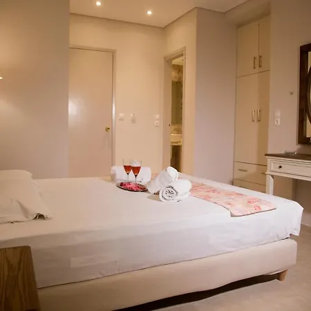 Ξενοδοχείο με διαμερίσματα Bellarias House 3*